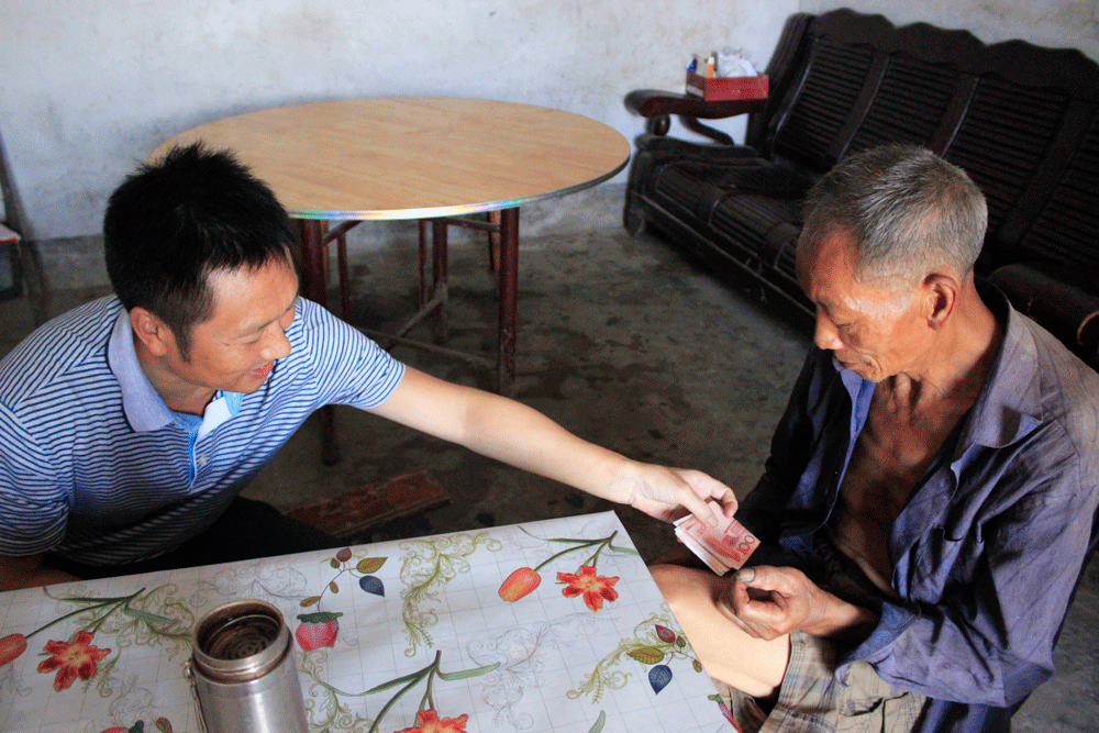 對口幫扶暖民心 便民橋連千家情