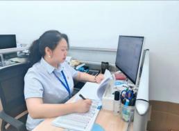 《榜樣在身邊》系列報道——杜莉、何振南 扎根基層踐初心 恪盡職守顯擔當